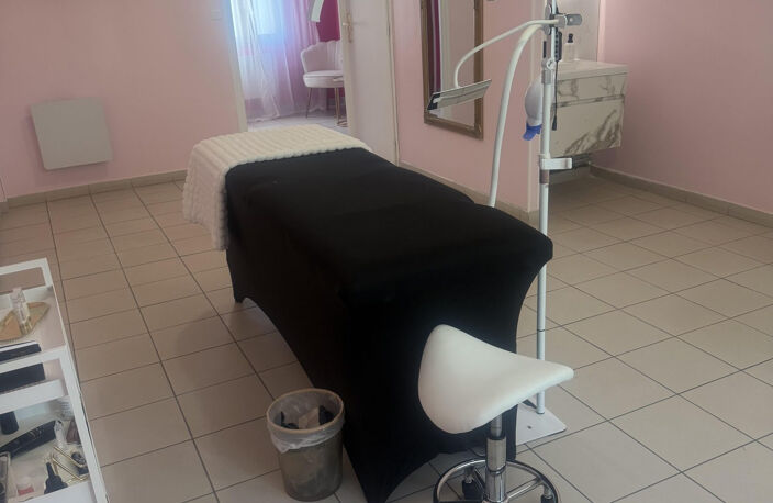 Local professionnel de 32 m² à louer 500 € mensuel — photo 5