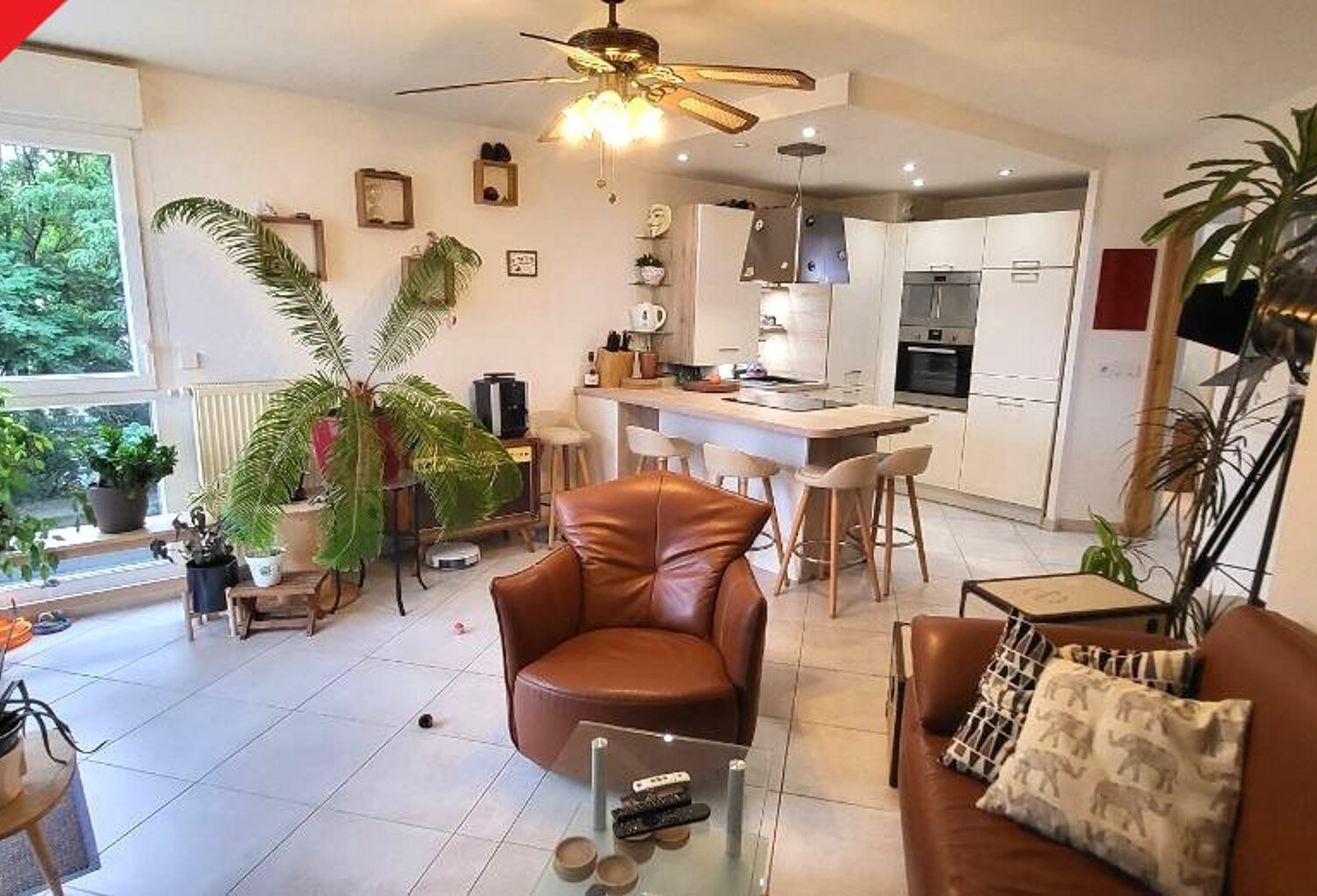 Appartement à vendre - Harfleur - 59 m² - 2 chambres - Terrasse exposée sud/ouest et 3 stationnements — photo 1