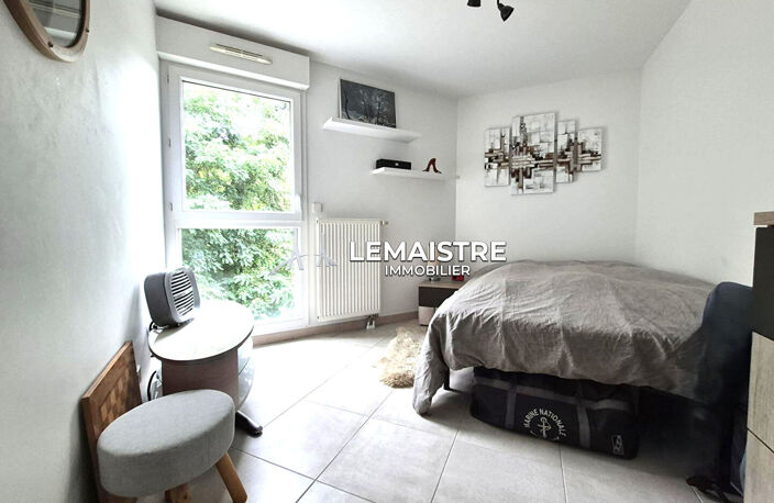 Appartement à vendre - Harfleur - 59 m² - 2 chambres - Terrasse exposée sud/ouest et 3 stationnements — photo 3