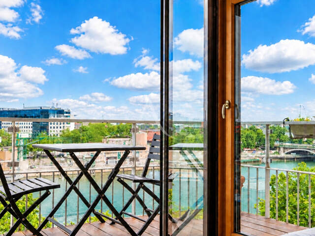 4 pièces face à la Seine — photo du bien