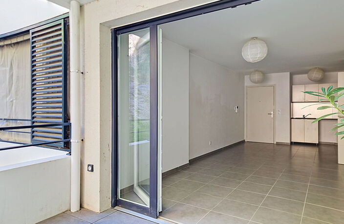 Appartement Marseille 2 pièce(s) 42.27 m2 Secteur VIEILLE CHAPELLE — photo 3