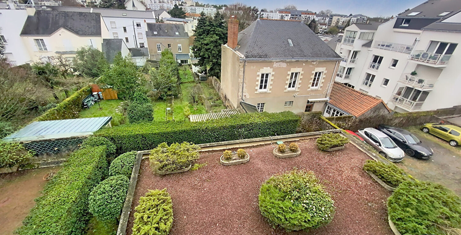 NANTES PROCÉ-GRILLAUD : LE CALME ABSOLU EN DERNIER ÉTAGE — photo 1