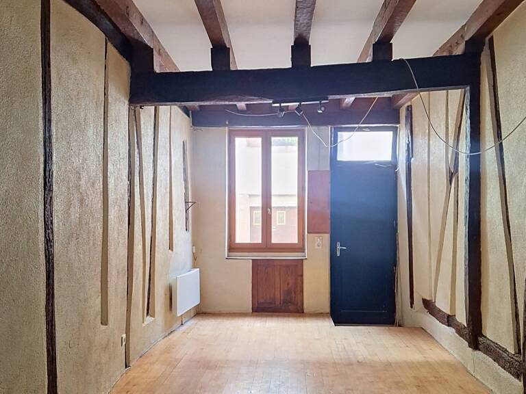 Réalmont centre - Maison de village avec cheminée — photo 1