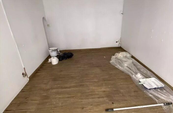 Local commercial — photo 3