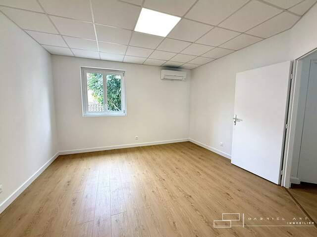 Local commercial — photo du bien