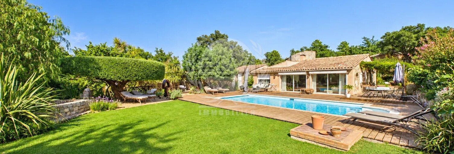 Maison 5 Pièces 200 m² à vendre à Le Plan-de-la-Tour (83120)