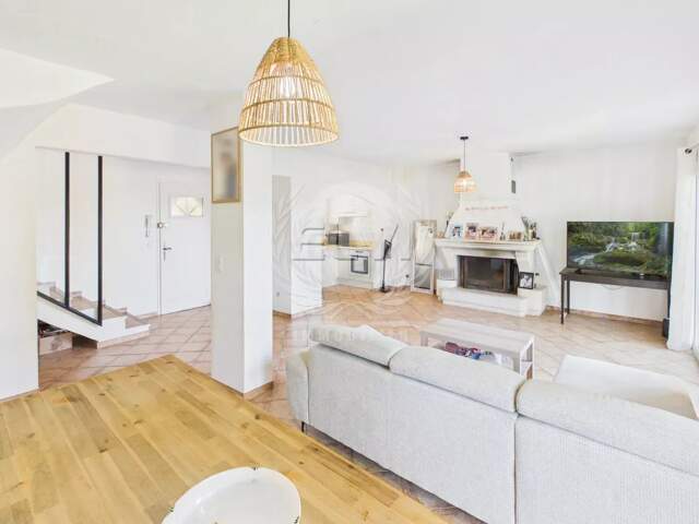 Maison à Plan de la Tour — photo du bien