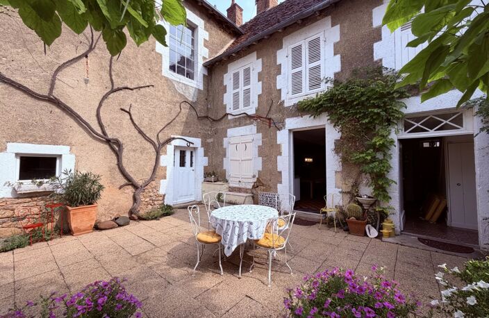 Hôtel particulier française à vendre à Cluis (Indre 36) — photo 2