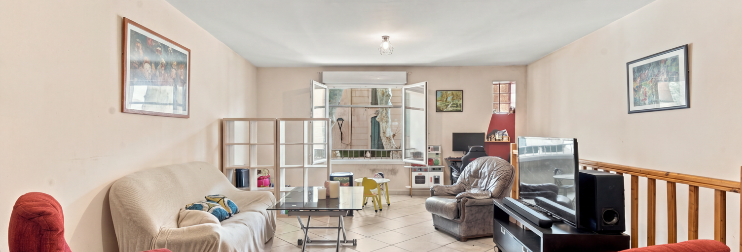 Maison 5 Pièces 166 m² à vendre à Grans (13450)