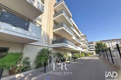 Appartement 3 pièces 758 €