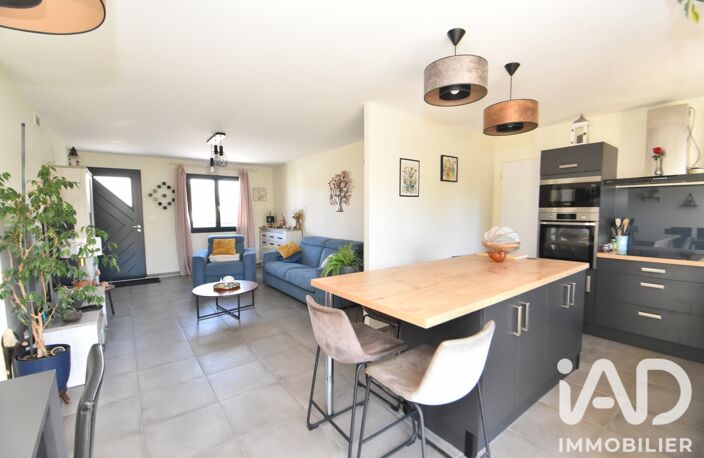 Vente Maison/villa 5 pièces — photo 2