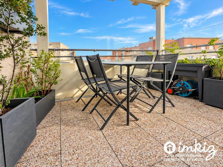 Duplex 99m² rénové, terrasse - climatisé - 2 boxes — photo 1