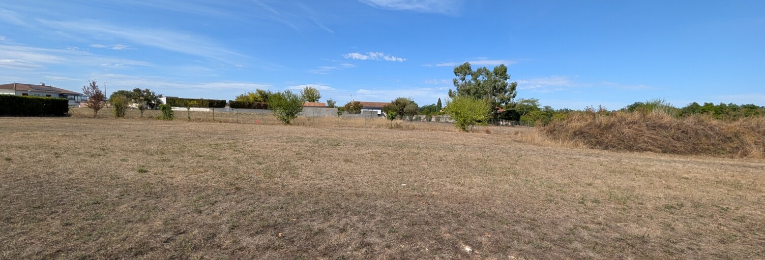 Terrain  659 m² à vendre à Mosnac-Saint-Simeux (16120)