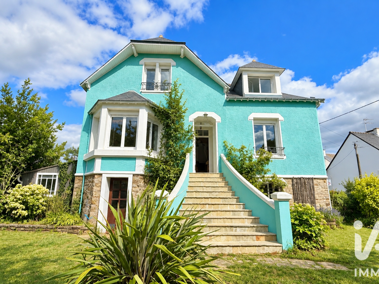 Vente Maison/villa 8 pièces — photo 1