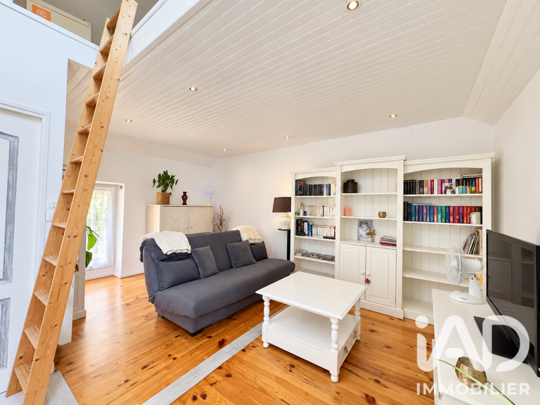 Vente Triplex 2 pièces — photo 1