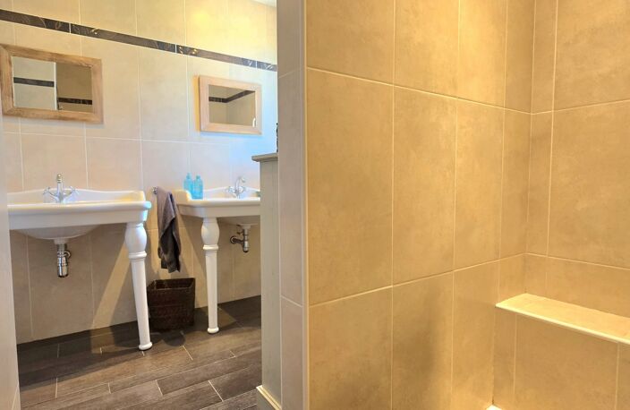 Vente Maison/villa 5 pièces — photo 5