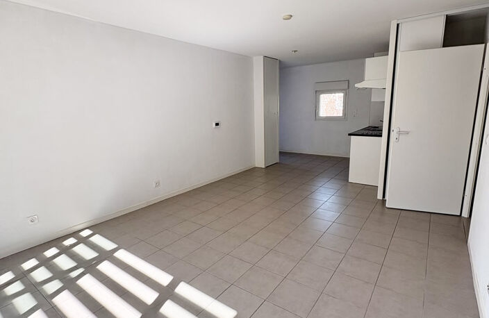 Appartement 3 pièces avec vue sur la forêt à Cenon — photo 3