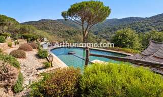 Maison 9 Pièces 285 m² à vendre à La Garde-Freinet (83680)