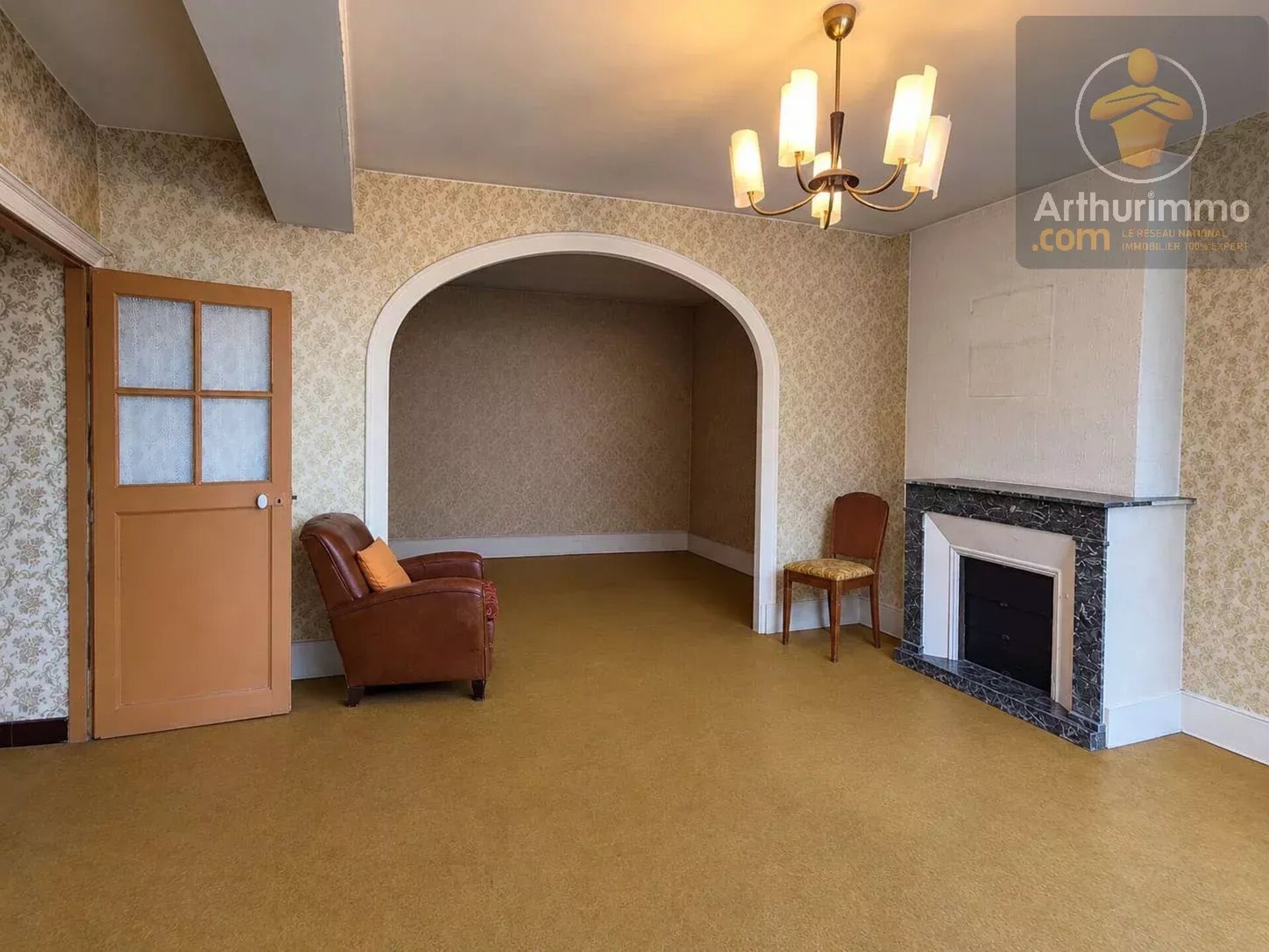 Maison 8 pièces 135 m² · à Beaugency · 135 m² · 109 000 €