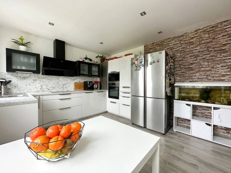 Maison de 77 m2 avec jardin — photo 1