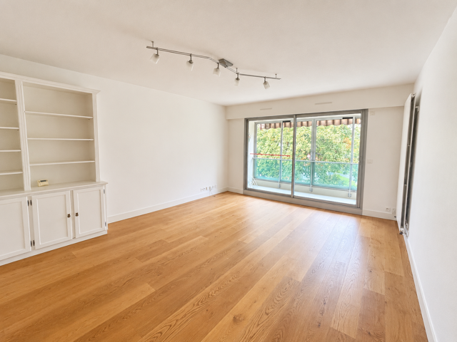 Rare 4ème étage -- Grand T3 traversant, vue parc, terrasse & — photo du bien