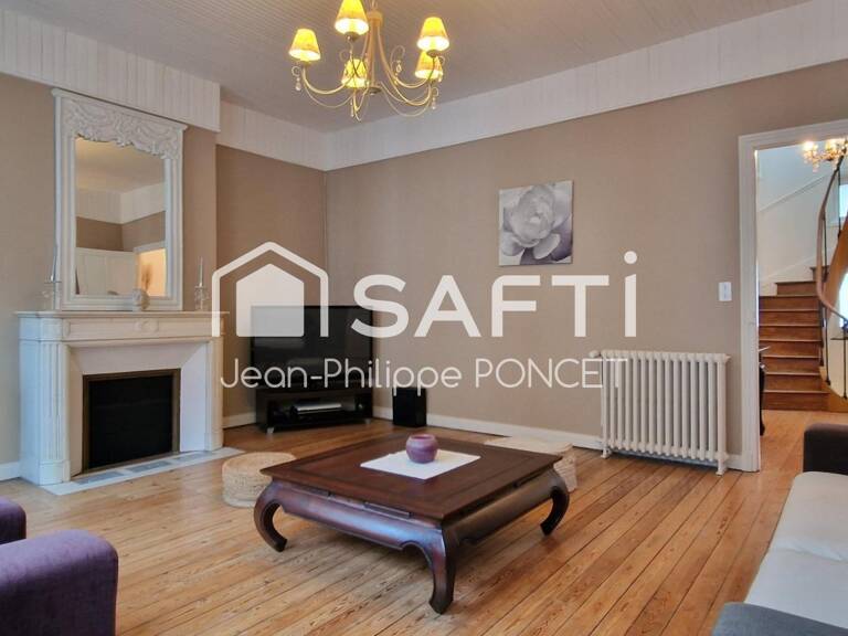 Maison bourgeoise 4 chambres avec terrasse — photo 1