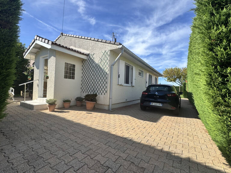 Maison de plain-pied de 84 m2 sur 810 m2 de terrain — photo 1