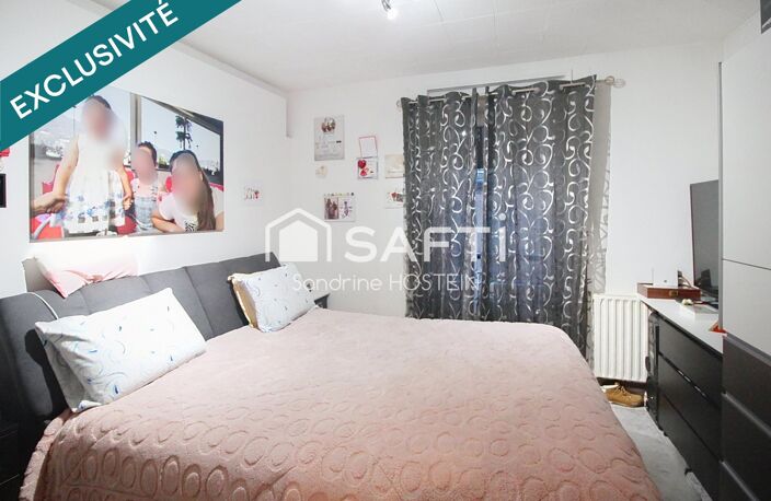 Immeuble composé de 5 bureaux et de 3 appartements — photo 4