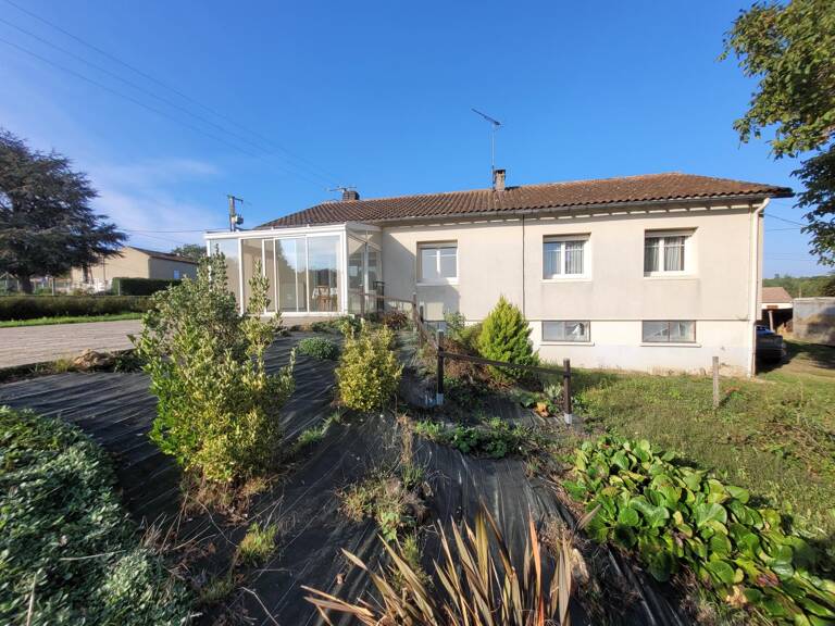 MAISON 6 PIÈCES 123 M2 VOUILLÉ — photo 1