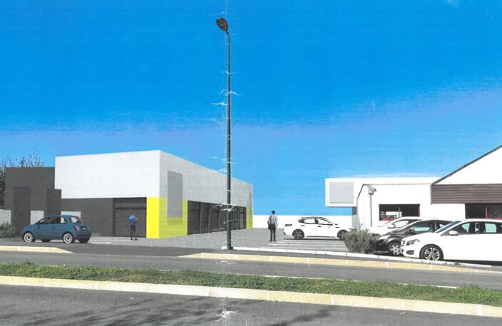 LOCAL COMMERCIAL INDEPENDANT DE 336 M2 EN ZONE COMMERCIALE DYNAMIQUE — photo 2