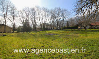 Terrain  1047 m² à vendre à Échenevex (01170)