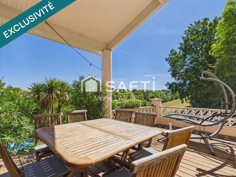 Pompertuzat  Maison familiale avec piscine, au calme et vue dégagée à 10 mn à pied des écoles... — photo 1