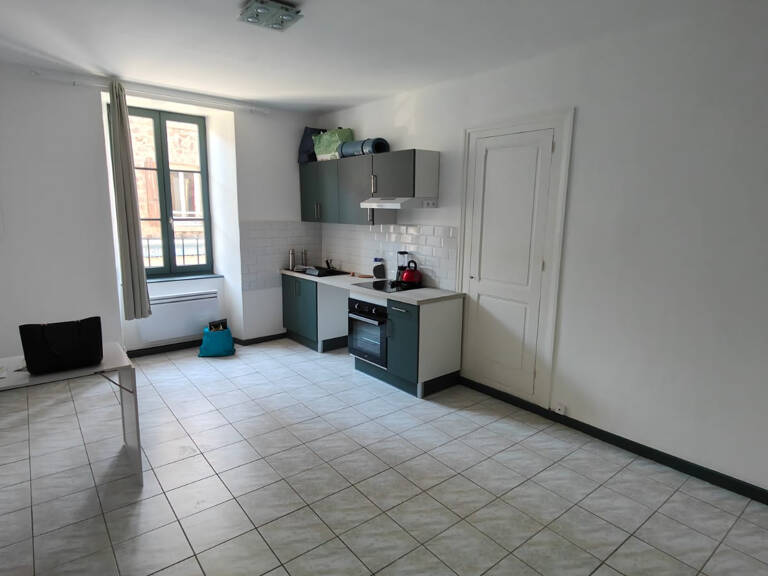 APPARTEMENT T2 dans le centre de BOULIEU — photo 1