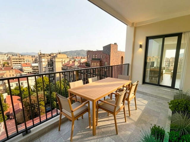 13008 proche Périer,  ÉLÉGANCE HAUSSMANNIENNE   T5 d'excepti — photo du bien