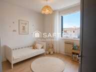 Saint-Rambert-d'Albon  Maison familiale de 126 m² avec piscine, dépendance et vue sur le Pilat — photo 4