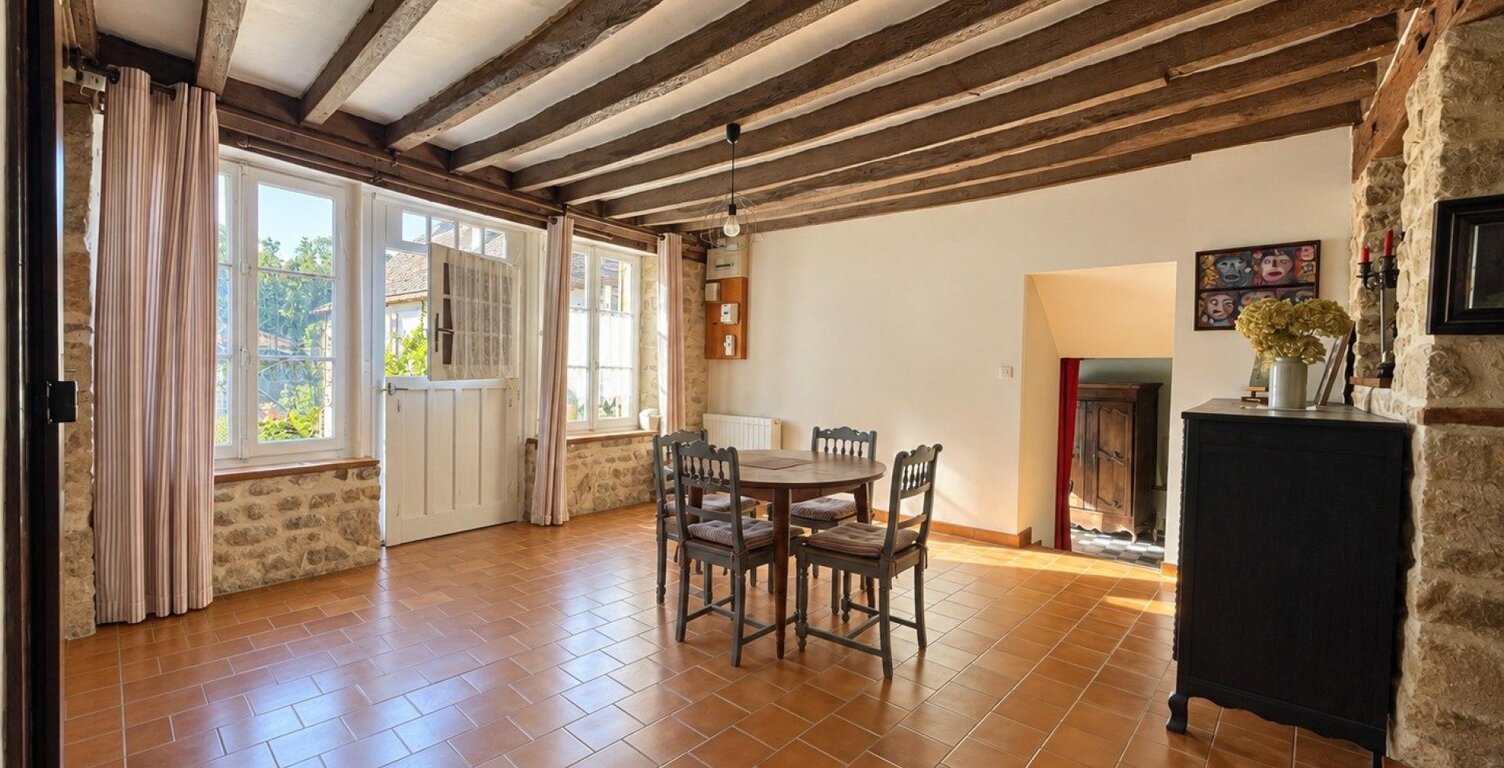 Maison de village à Saint-Céneri-le-Gérei — photo 1