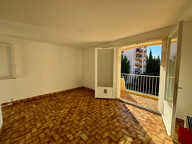 APPARTEMENT A NIMES — photo 4