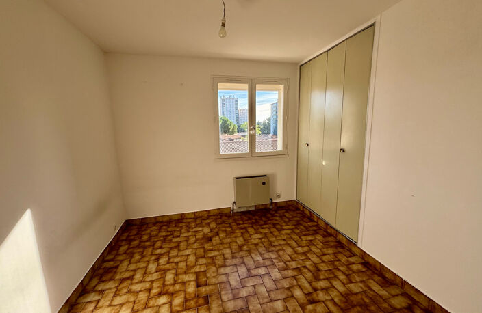 APPARTEMENT A NIMES — photo 5