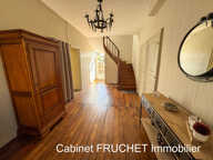 En centre ville de CHANTONNAY - Maison de caractère avec 5 c — photo 4