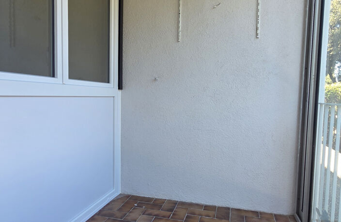 A VENDRE - BEZIERS - QUARTIER INJALBERT - APPARTEMENT RDC T4 — photo 5