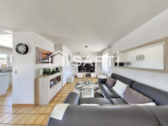 Maison familiale 4 chambres avec piscine - Terrain de 676 m² — photo du bien