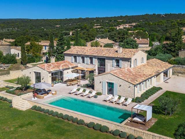 Gordes, propriété contemporaine avec vue sur le Luberon — photo du bien