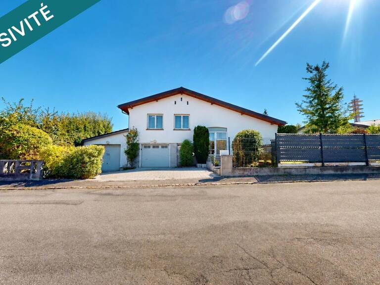 Maison 140 m² 4 chambres  Terrain 751 m²  Double garage — photo 1