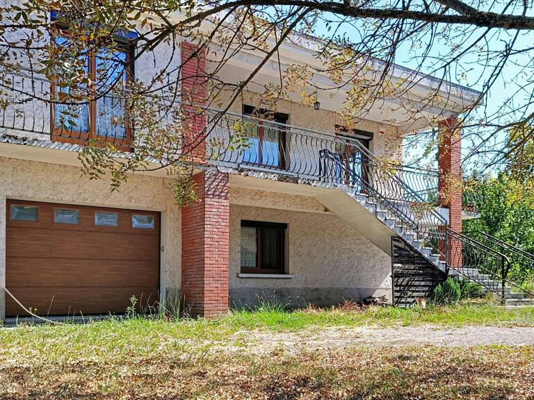 Grande maison familiale coeur de Lagardelle — photo 1