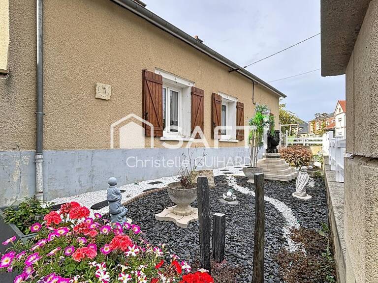 130 m², du calme, de beaux volumes et aucun vis-à-vis : bienvenue à Prouvais. — photo 1