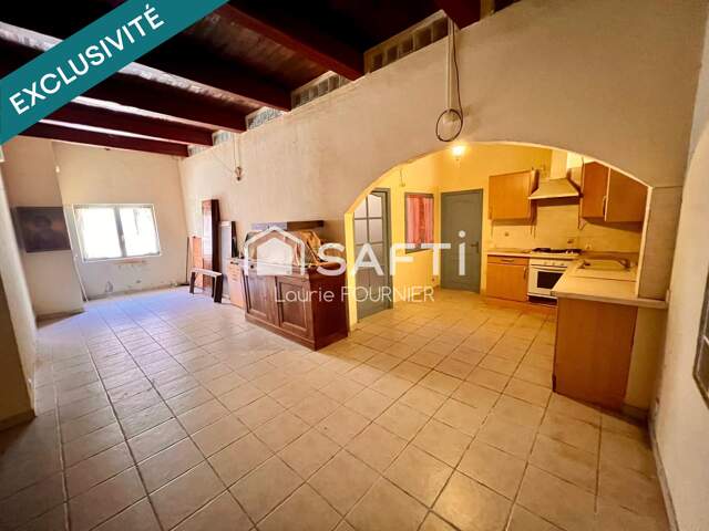 Appartement RDC T3 80 m² avec garage à rénover — photo du bien