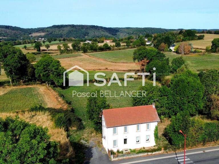 Authenticité, volumes et beau terrain : votre maison familiale à Teilhet ! ( Axe St Eloy les mines 9 kms St Gervais d'Auvergne 8 kms — photo 1