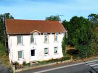 Authenticité, volumes et beau terrain : votre maison familiale à Teilhet ! ( Axe St Eloy les mines 9 kms St Gervais d'Auvergne 8 kms — photo 3