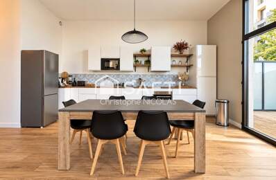 Bel appartement avec terrasse — photo du bien