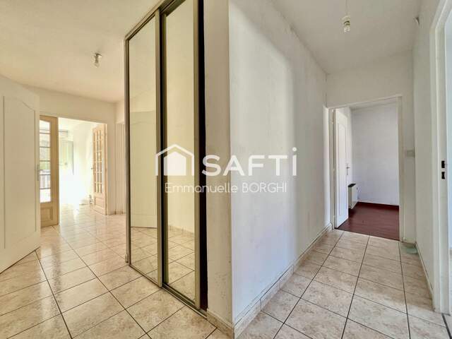 Appartement - 3 chambres - Balcon - Loggia - Box fermé + place aérienne privative - Cave — photo du bien
